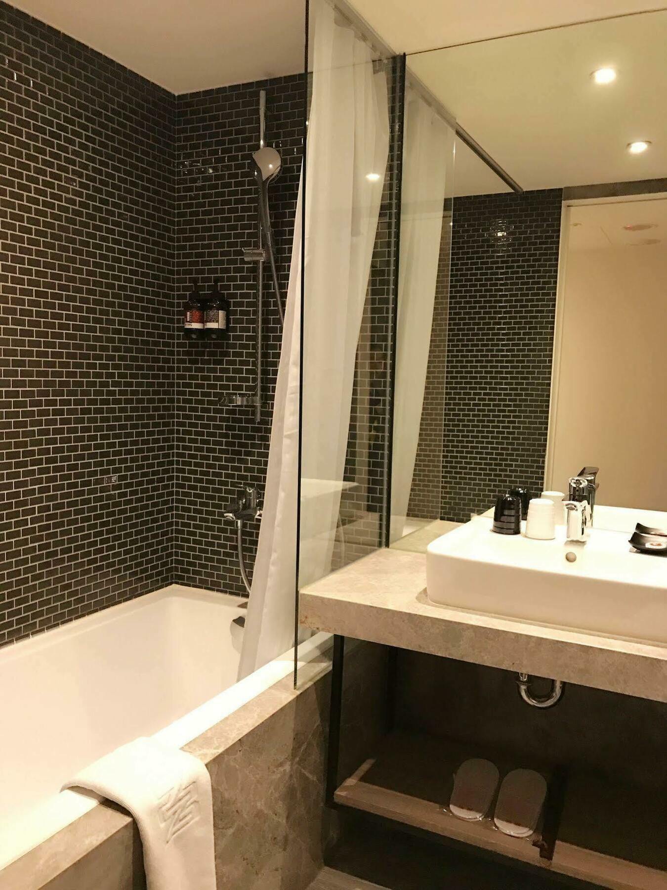 Goldinn Hotel Тайбэй Экстерьер фото